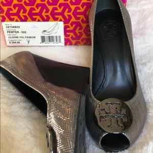 Tory Burch Metallic Julianne Leather Wedge Pumps